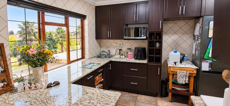 4 Bedroom Property for Sale in Pentagon Park Free State